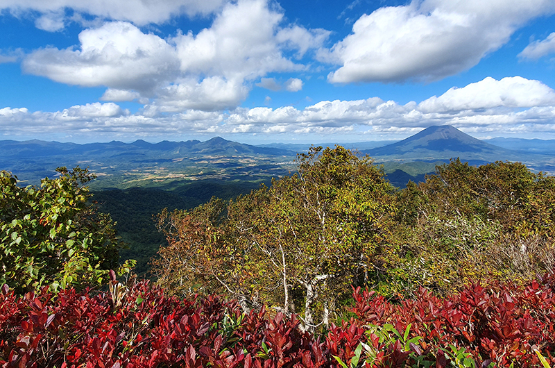 autumn in niseko hiking evan wilcox