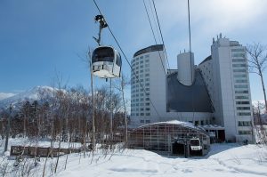 hilton niseko village gondola