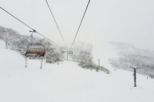 niseko grand hirafu resort snowy chairlift