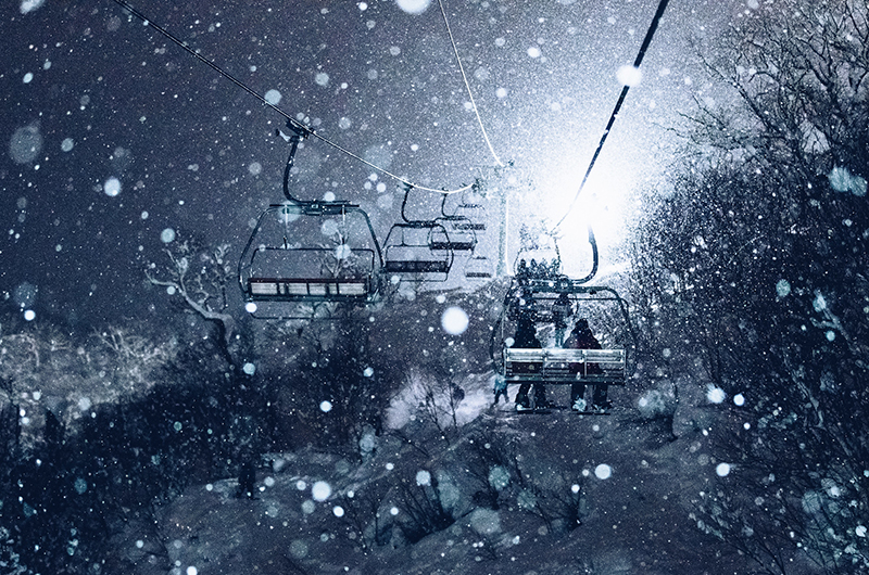 niseko united snowfall night ski
