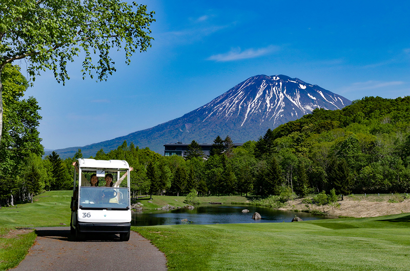 Hanazono Niseko golf cart tour