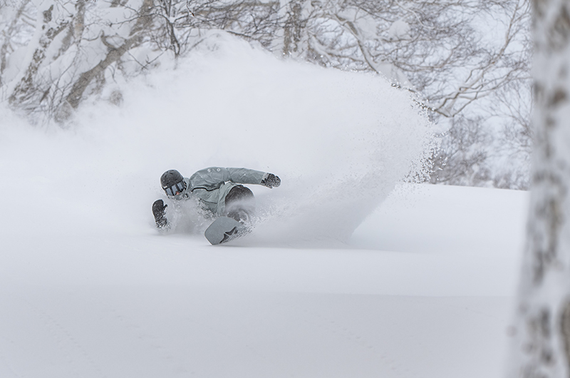 evan wilcox niseko japan snowboarding japow deep powder