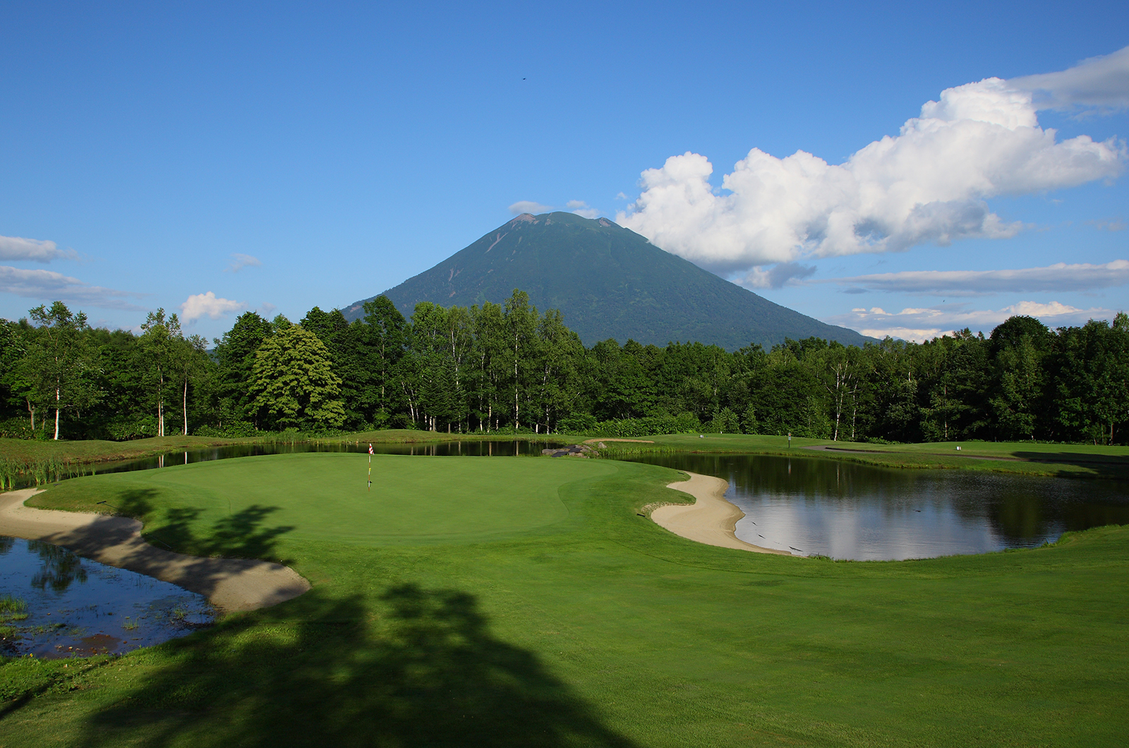 Why Niseko should be your next summer golf destinationの画像