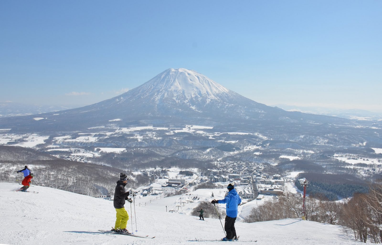 Epic Savings, Epic Skiing: Discover Niseko’s Beautiful Springの画像